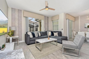 4817CO TOWNHOUSE 4 BEDROOMS & 3 BATHROOMS + POOL